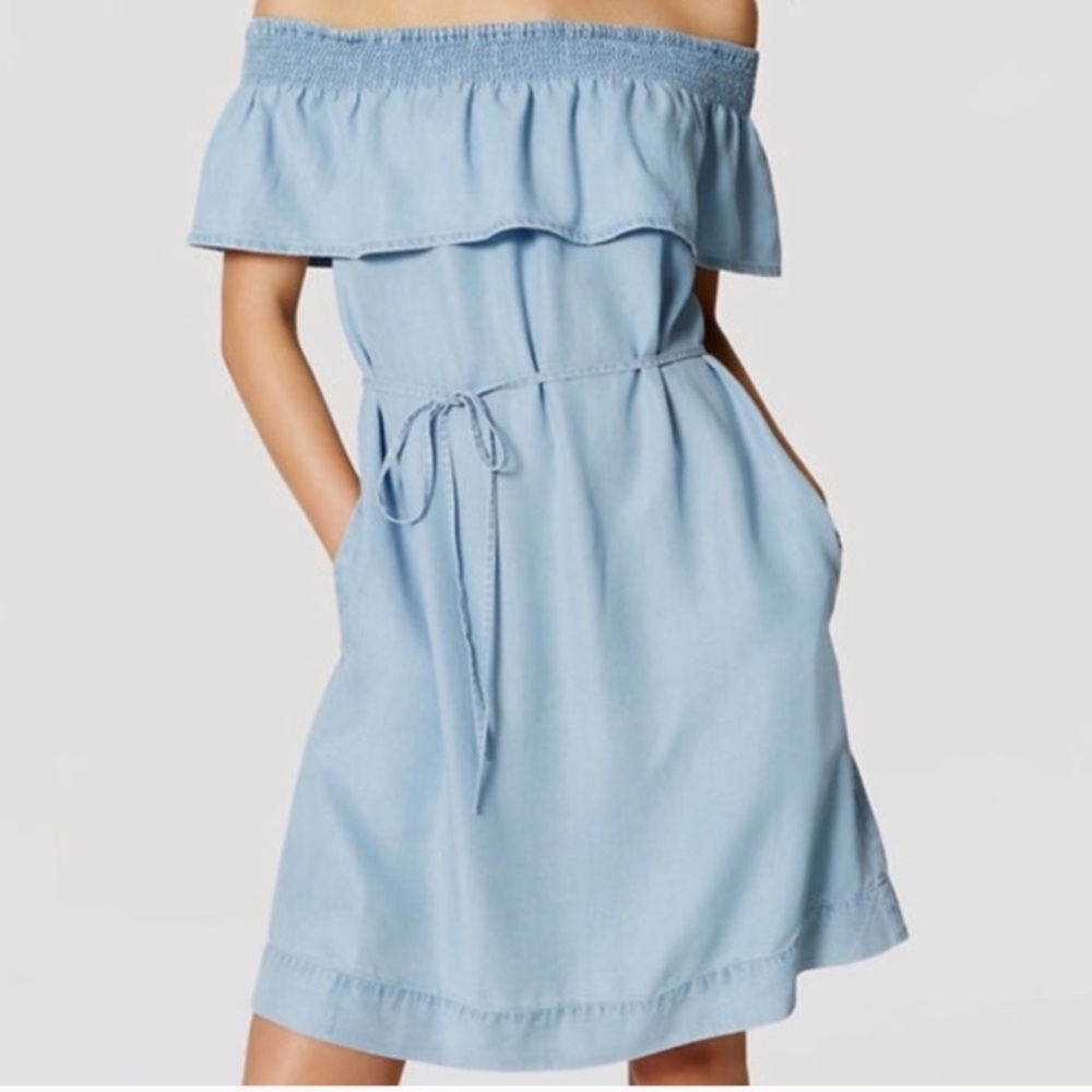 Ann Taylor LOFT | Chambray Denim Off-Shoulder Dress w/ Pockets | Size Small